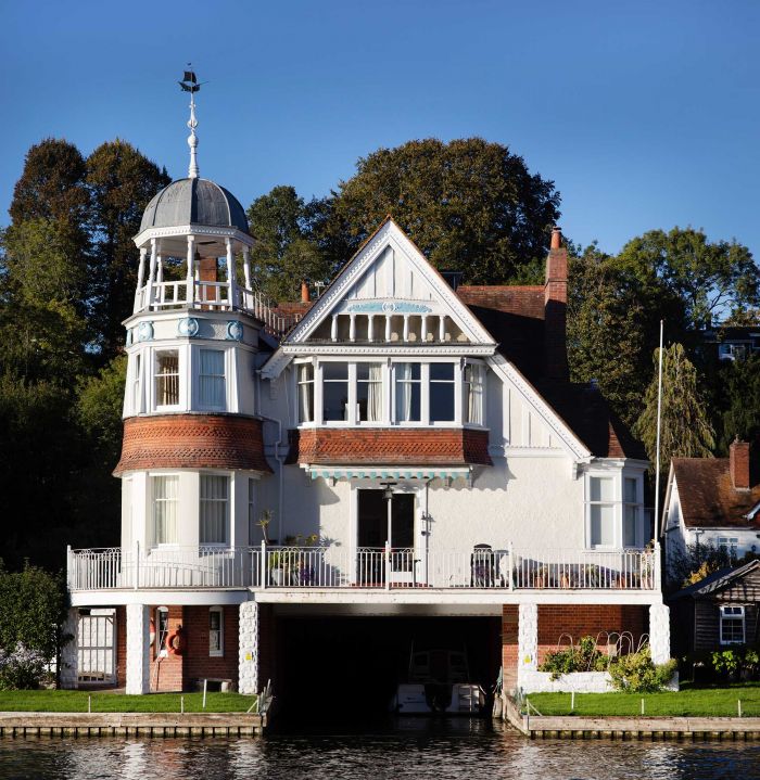 Mick Morley Thames England Boat Trip